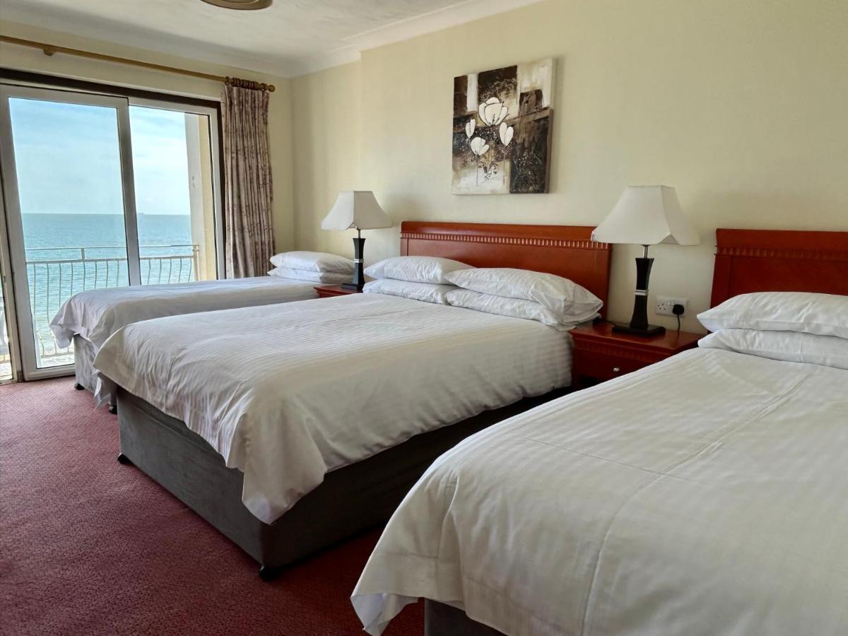 Regent Court - Seafront, Sandown - Free Car Ferry For Bookings Of 3 Or More Nights, Subject To Availability Exterior foto