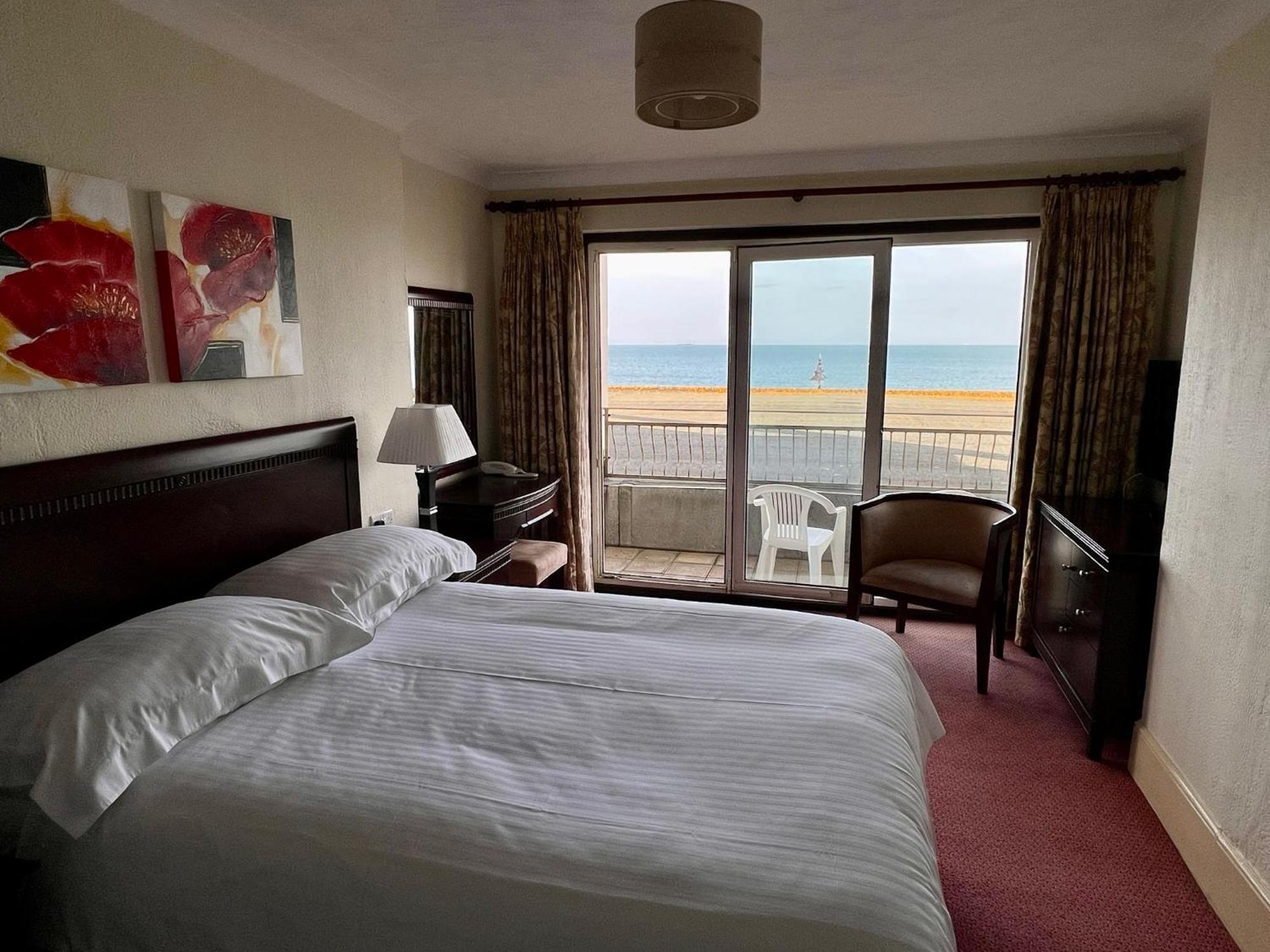 Regent Court - Seafront, Sandown - Free Car Ferry For Bookings Of 3 Or More Nights, Subject To Availability Zimmer foto