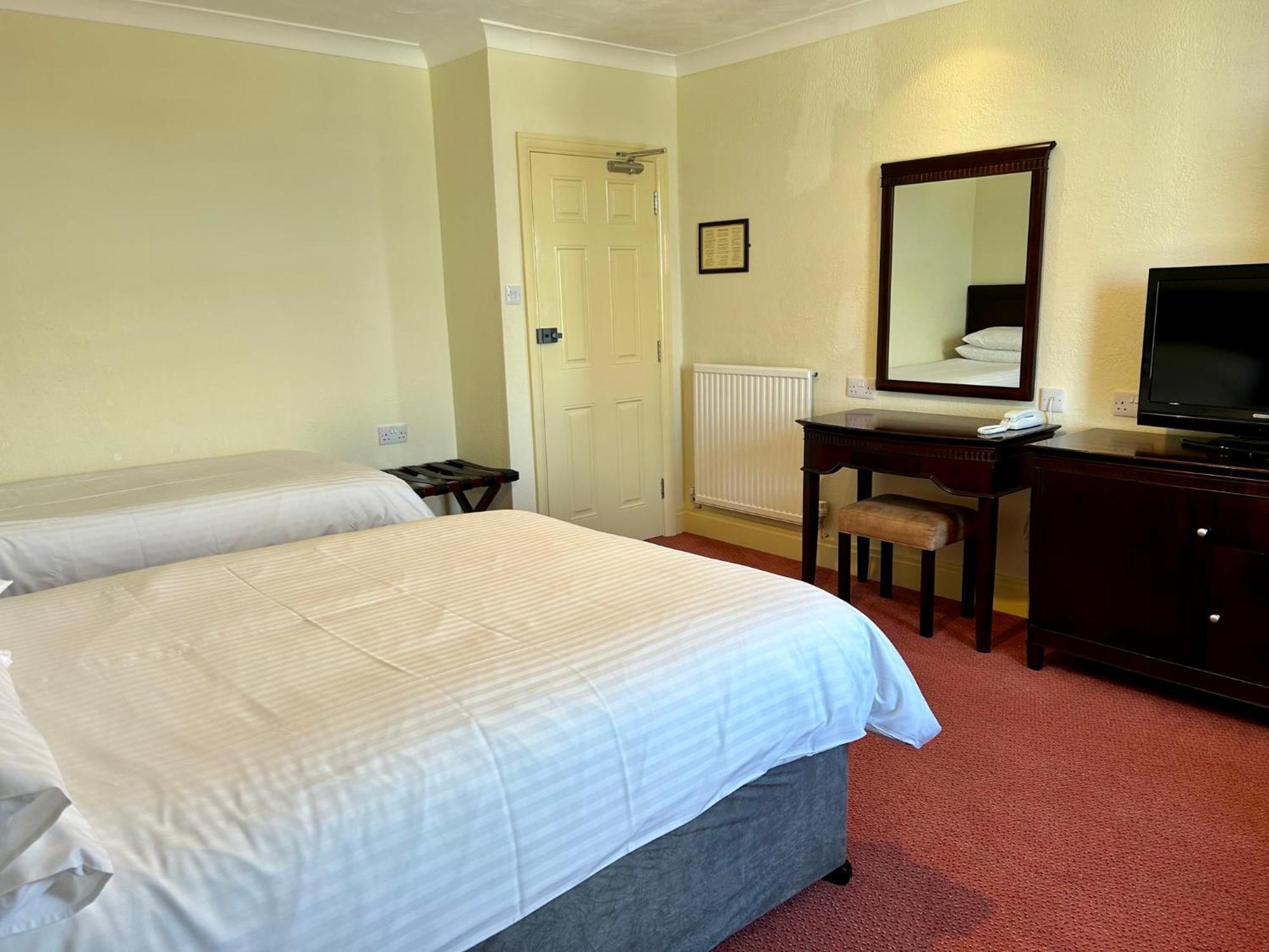 Regent Court - Seafront, Sandown - Free Car Ferry For Bookings Of 3 Or More Nights, Subject To Availability Zimmer foto